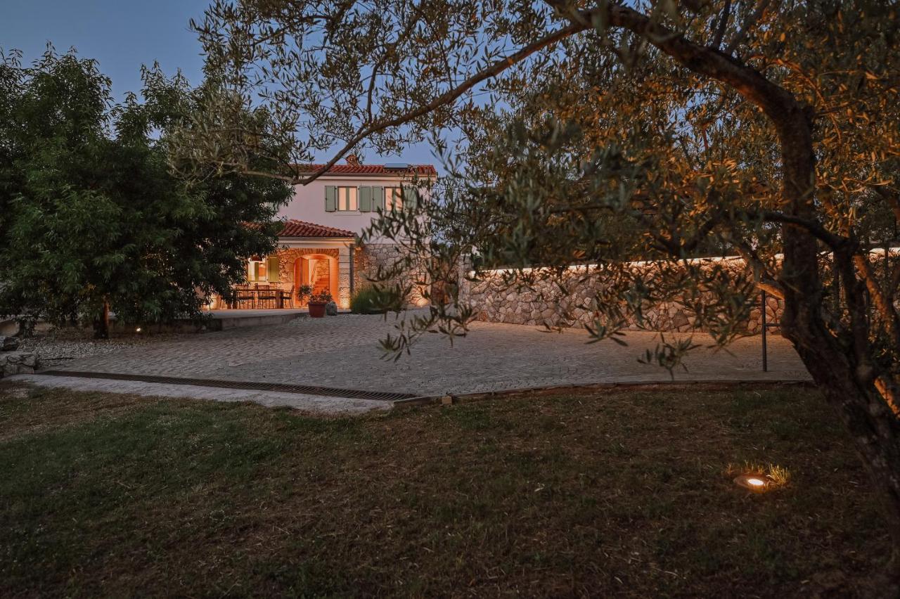 Vila Stala Malinska Exterior photo