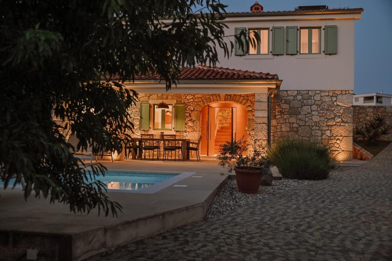 Vila Stala Malinska Exterior photo